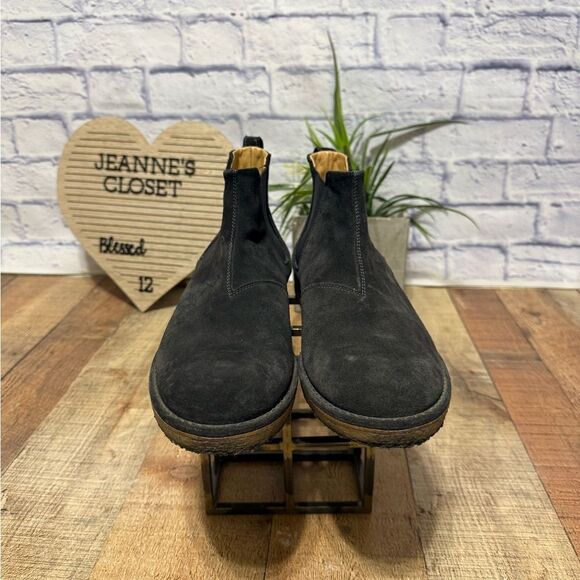 Vince - Bonham Suede Water Repellent Chelsea Boots - Graphite - Picture 4 of 11